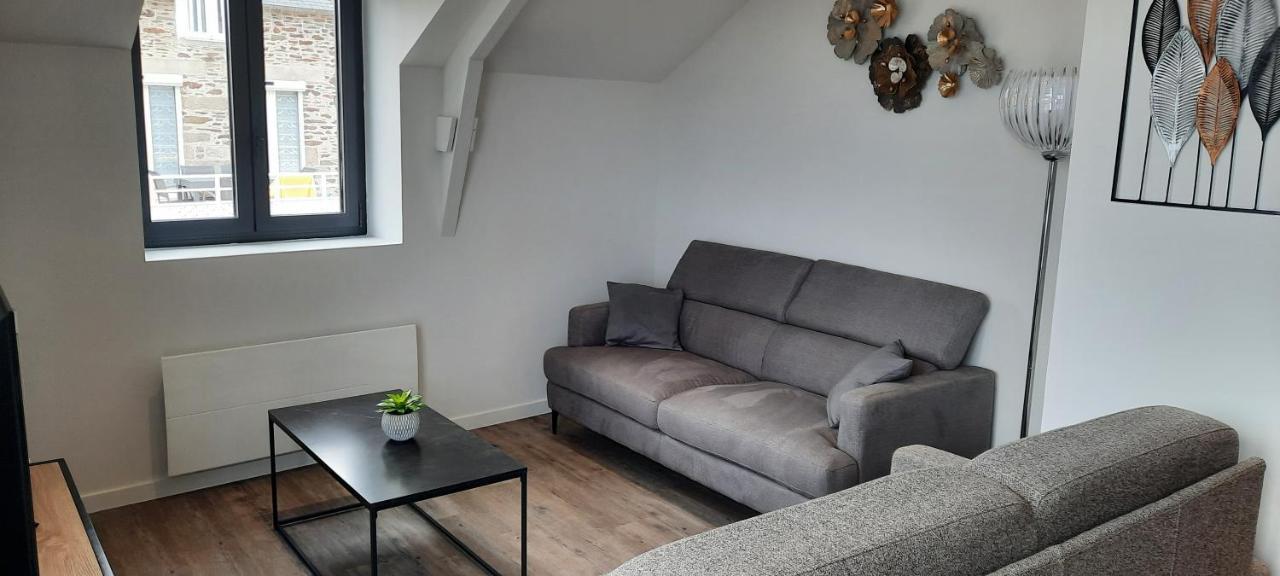 Les Appartements De La B Saint Benoit des Ondes Bagian luar foto