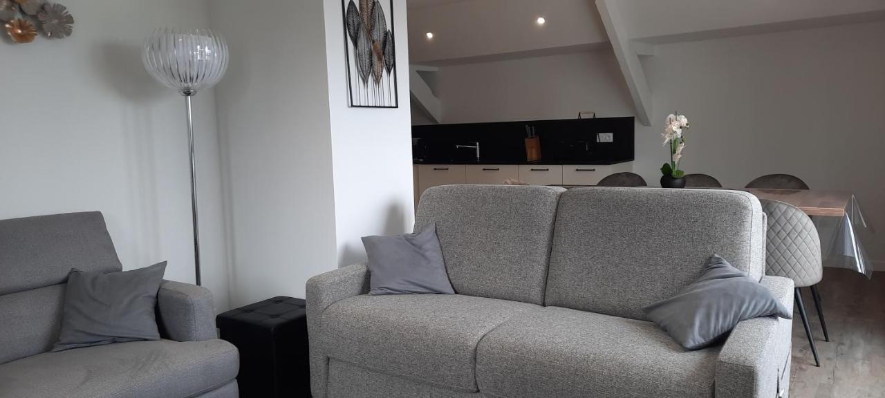 Les Appartements De La B Saint Benoit des Ondes Bagian luar foto