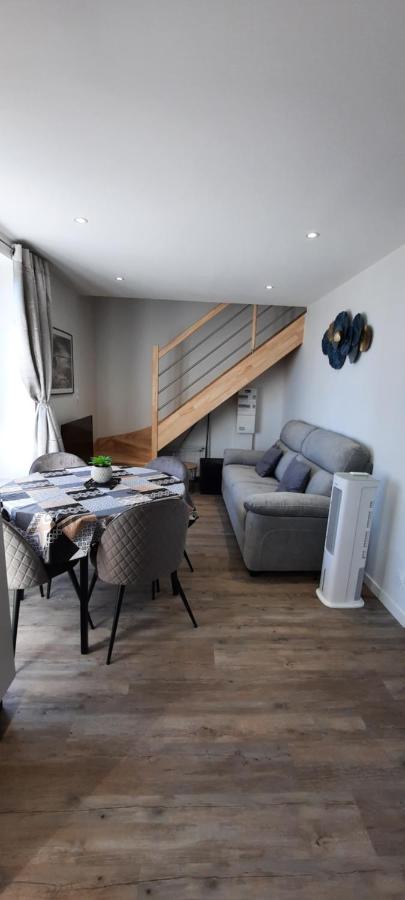 Les Appartements De La B Saint Benoit des Ondes Bagian luar foto
