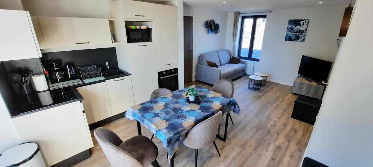 Les Appartements De La B Saint Benoit des Ondes Bagian luar foto