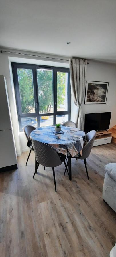 Les Appartements De La B Saint Benoit des Ondes Bagian luar foto
